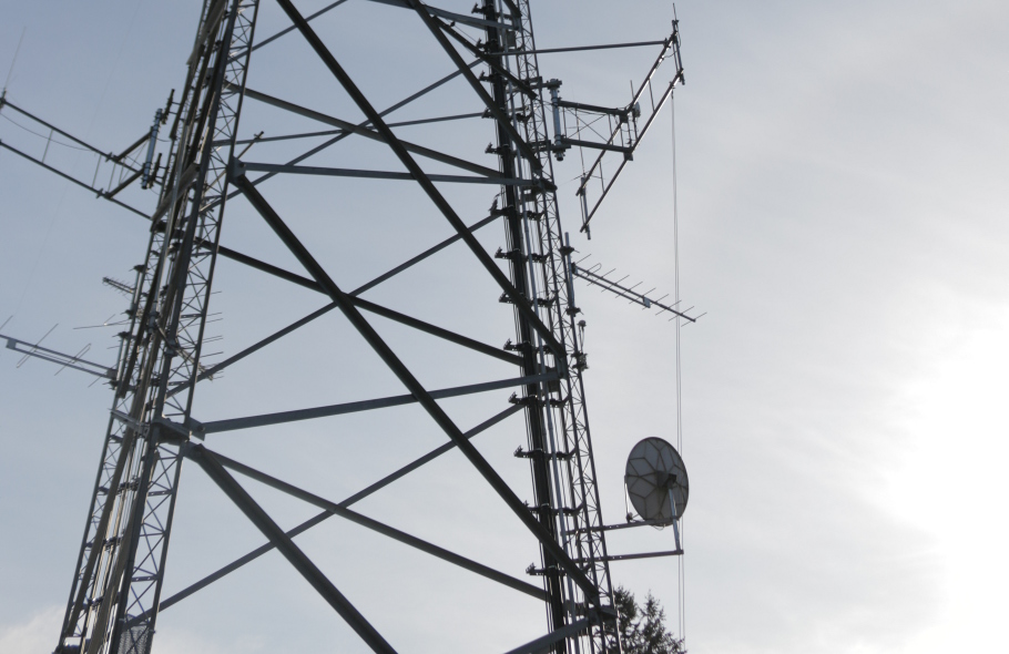 Kitsap 911 Tower_Sky